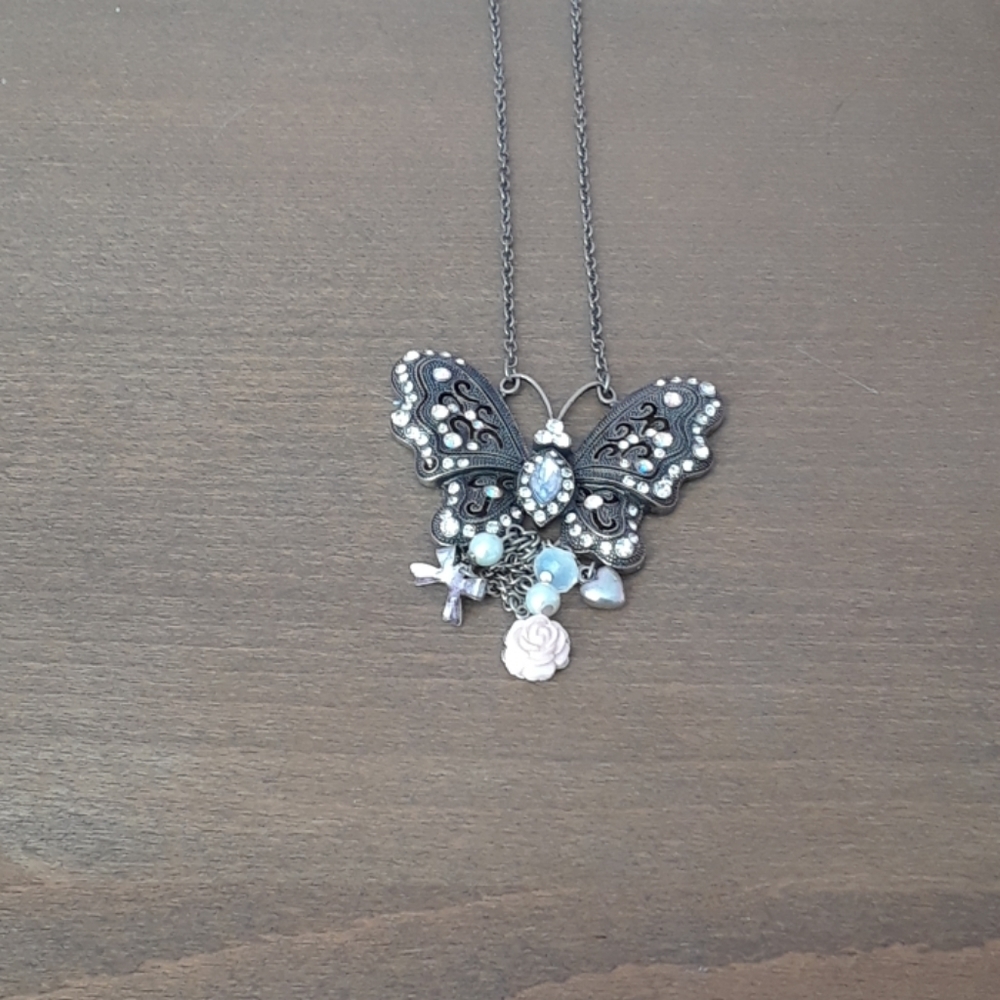 Beautiful butterfly necklace